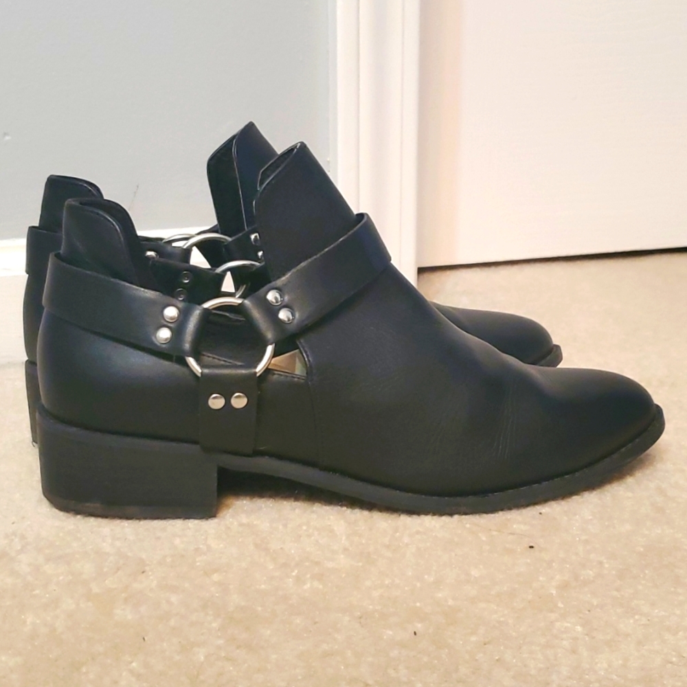 BP. Nordstrom leather black moto booties with silver buckle size 7.5